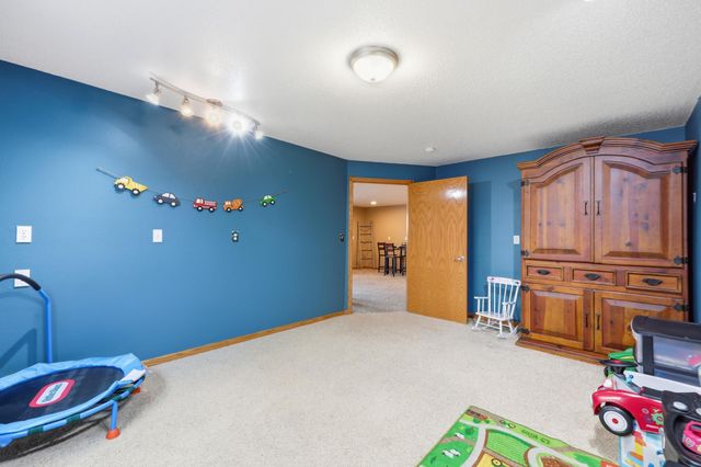 3532 Lincoln Street S, Fargo, ND 58104
