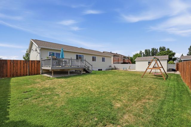 3532 Lincoln Street S, Fargo, ND 58104
