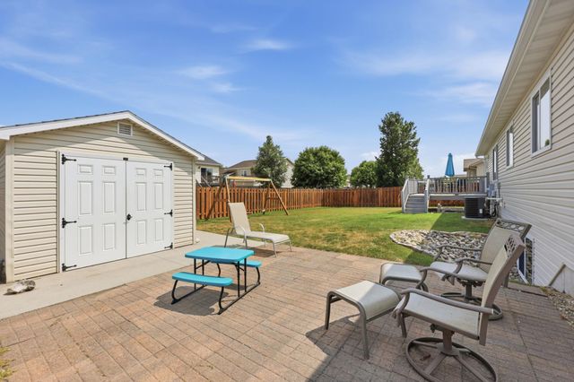 3532 Lincoln Street S, Fargo, ND 58104