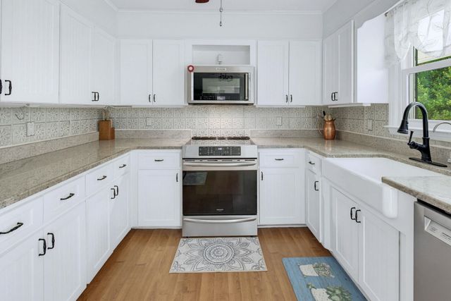 161 Caroline Drive, Roebuck, SC 29376