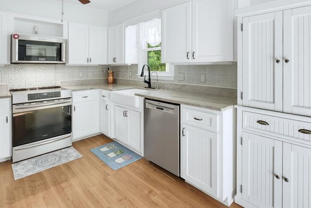 161 Caroline Drive, Roebuck, SC 29376