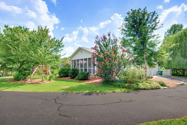161 Caroline Drive, Roebuck, SC 29376