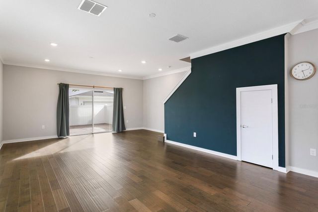 2702 W GRAY STREET A, Tampa, FL 33609