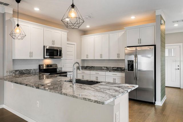 2702 W GRAY STREET A, Tampa, FL 33609