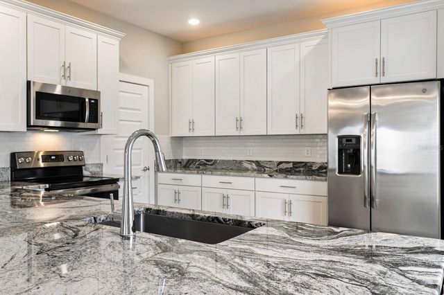 2702 W GRAY STREET A, Tampa, FL 33609