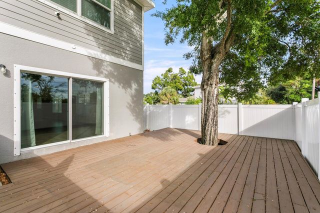 2702 W GRAY STREET A, Tampa, FL 33609