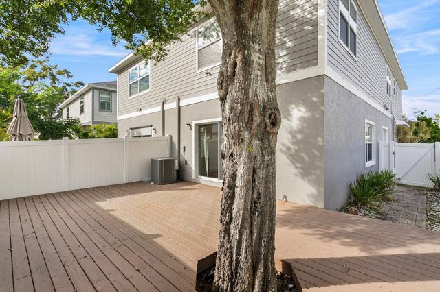 2702 W GRAY STREET A, Tampa, FL 33609