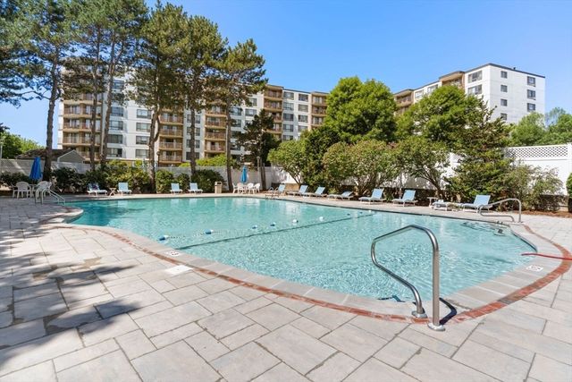 141 Coolidge Avenue 517, Watertown, MA 02472