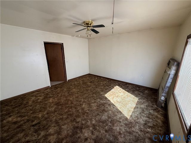 129 Cheaneys Bridge Rd, Dunnsville, VA 22454