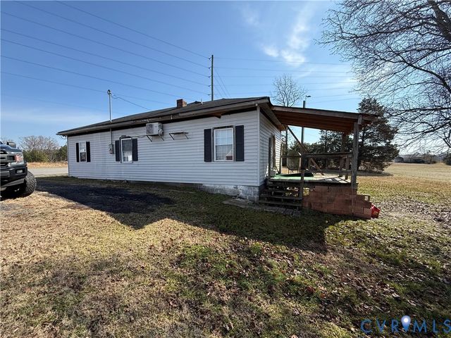 129 Cheaneys Bridge Rd, Dunnsville, VA 22454