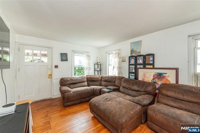43 Fritz Street, Bloomfield, NJ 07003