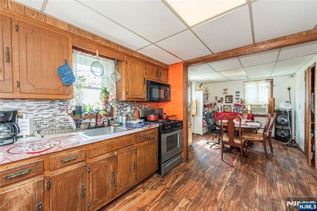 43 Fritz Street, Bloomfield, NJ 07003