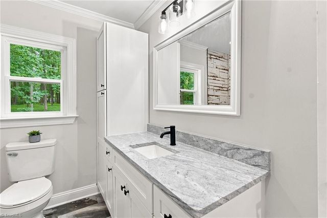 2102 Jareds Pond Road, Pleasant Garden, NC 27313