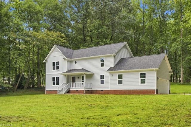 2102 Jareds Pond Road, Pleasant Garden, NC 27313