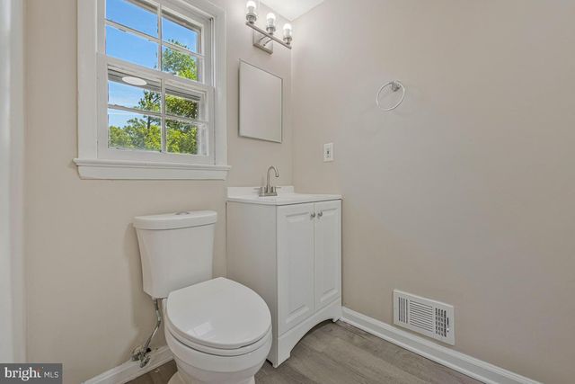 9035 48TH PL, College Park, MD 20740