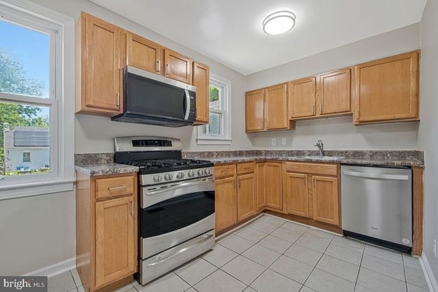 9035 48TH PL, College Park, MD 20740