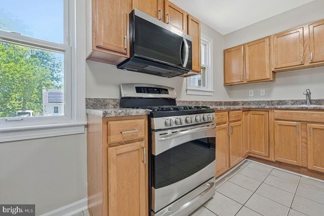 9035 48TH PL, College Park, MD 20740
