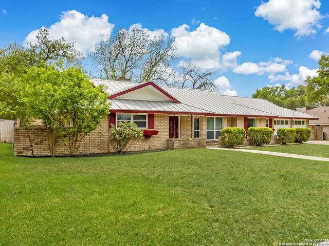 626 Fawndale, Windcrest, TX 78239