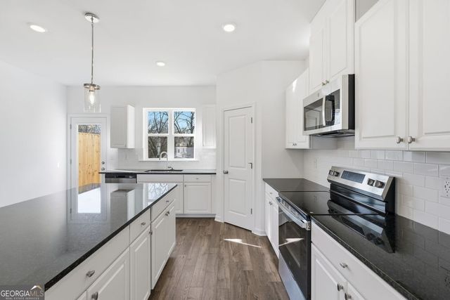 5724 Schelton Place SE, Mableton, GA 30126