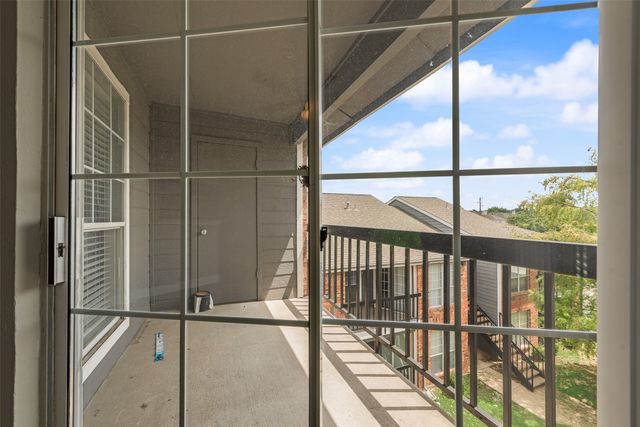 18333 Roehampton Drive 1037, Dallas, TX 75252