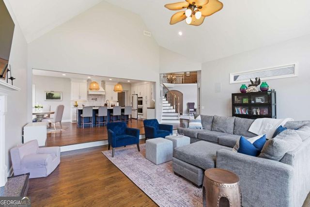 628 Goldpoint Trace, Woodstock, GA 30189