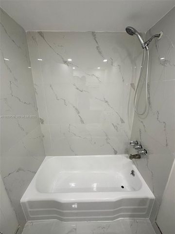 1520 NE 56TH ST 8, Fort Lauderdale, FL 33334