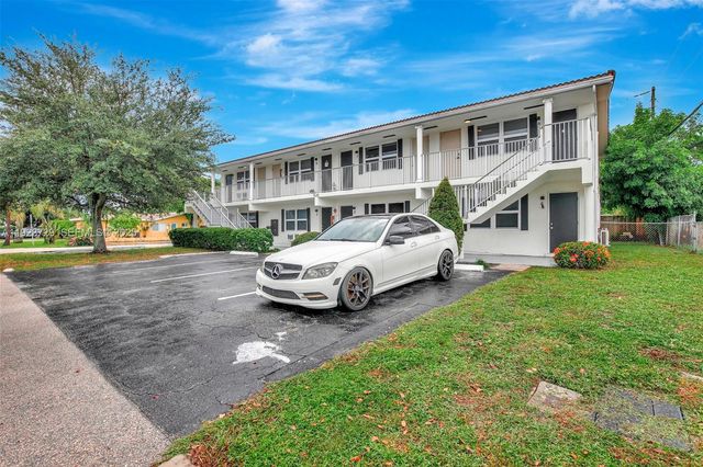 1520 NE 56TH ST 8, Fort Lauderdale, FL 33334