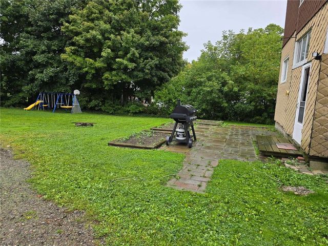 32 Vermont Street, Bath, NY 14810