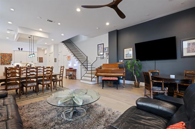 1136 Adele Street, Houston, TX 77009