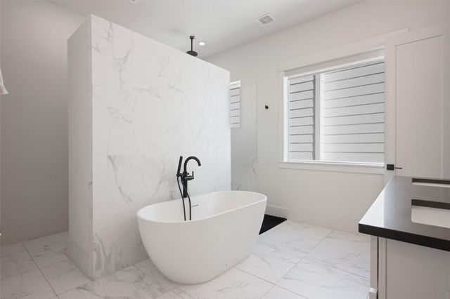 1136 Adele Street, Houston, TX 77009