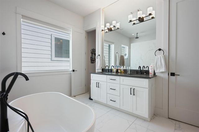 1136 Adele Street, Houston, TX 77009