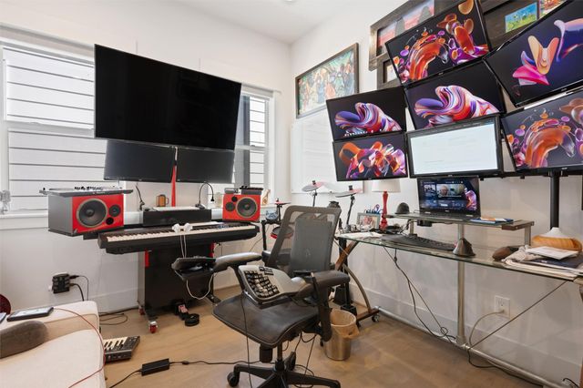 1136 Adele Street, Houston, TX 77009