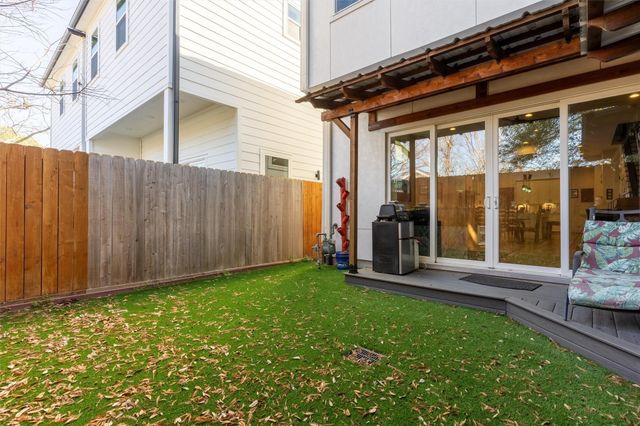 1136 Adele Street, Houston, TX 77009