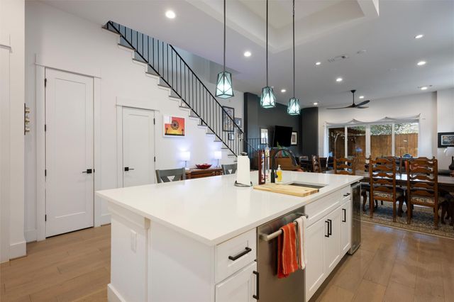 1136 Adele Street, Houston, TX 77009