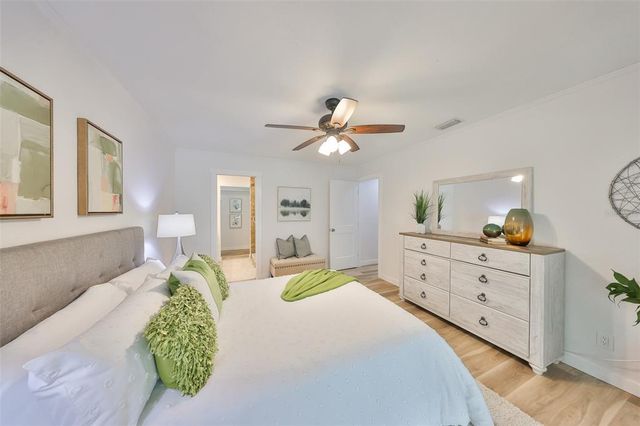 940 WOODLAND DRIVE, Palm Harbor, FL 34683