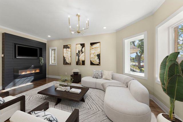 1335 Wesley Avenue, Berwyn, IL 60402