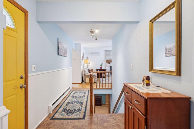 1297 Pinewood Drive, Woodbury, MN 55125