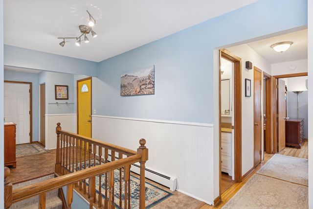 1297 Pinewood Drive, Woodbury, MN 55125