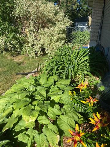 1297 Pinewood Drive, Woodbury, MN 55125