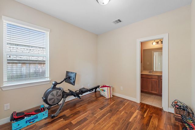 5515 Mangrove Creek Lane, Sugar Land, TX 77479