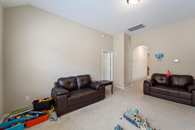 5515 Mangrove Creek Lane, Sugar Land, TX 77479