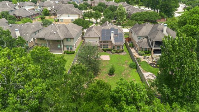 5515 Mangrove Creek Lane, Sugar Land, TX 77479