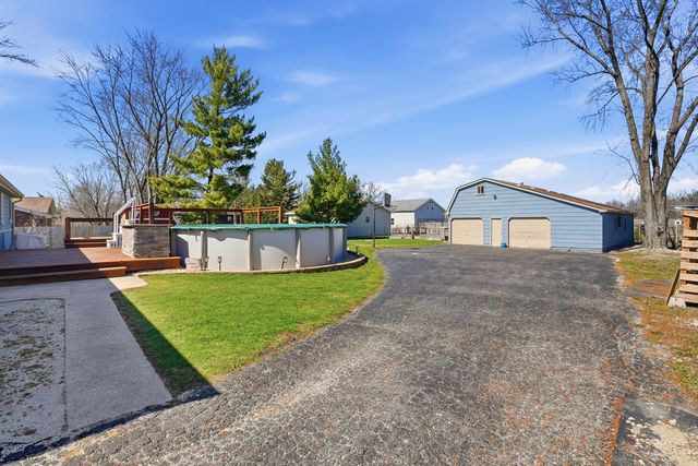 911 Somerset Street, New Lenox, IL 60451