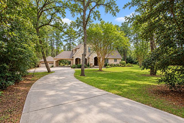 19802 Sapphire Circle, Magnolia, TX 77355