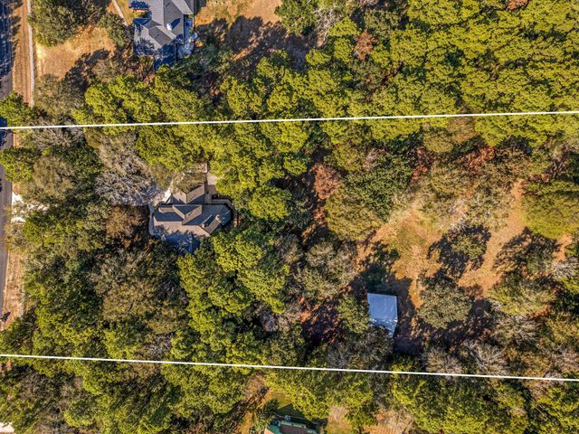 19802 Sapphire Circle, Magnolia, TX 77355