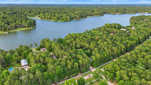 19802 Sapphire Circle, Magnolia, TX 77355