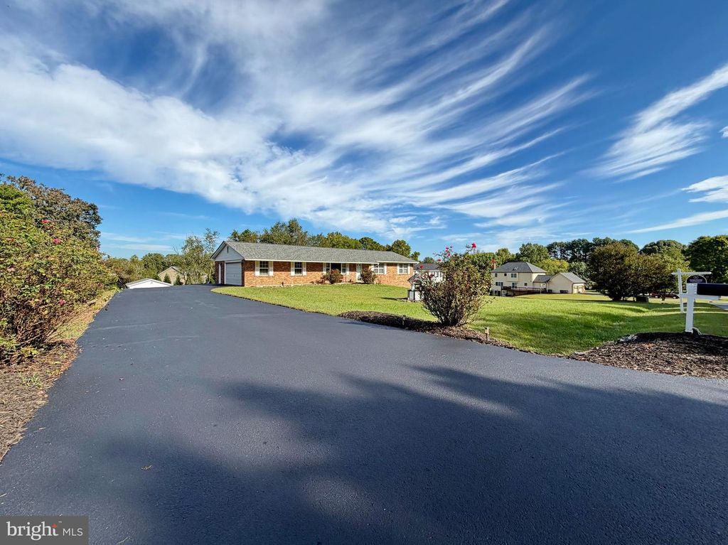 1135 SHERIDAN DR, Owings, MD 20736