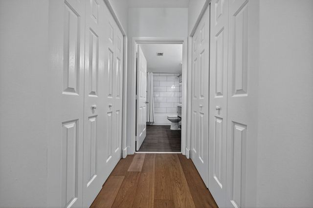 2421 NE 65th Street 209, Fort Lauderdale, FL 33308