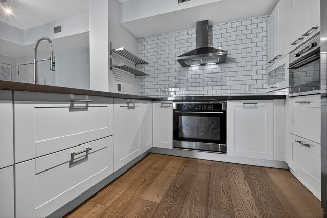 2421 NE 65th Street 209, Fort Lauderdale, FL 33308