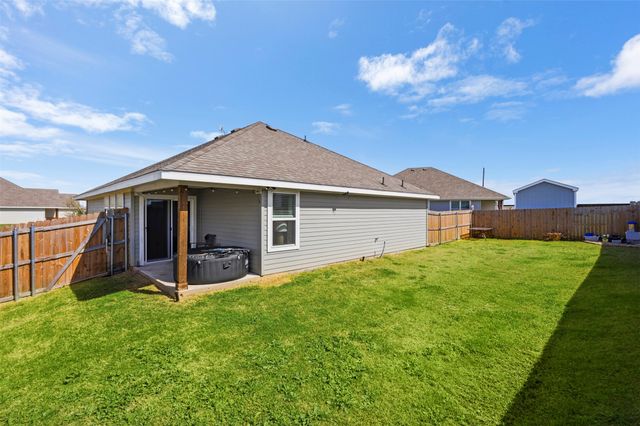 103 Olivia Street, Hillsboro, TX 76645